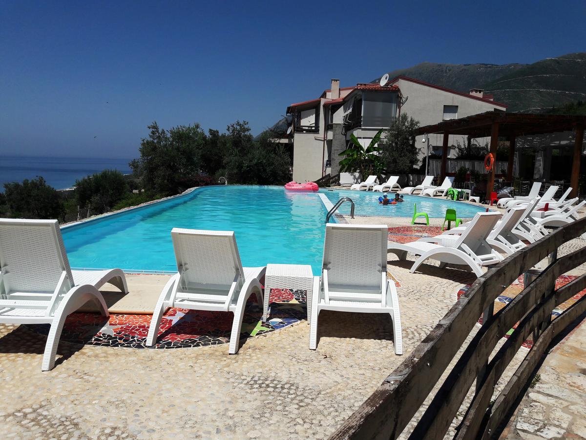 Olives Residence Dhërmi Exterior foto